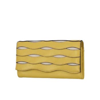 Wavy-patterned clutch purse with a sleek design