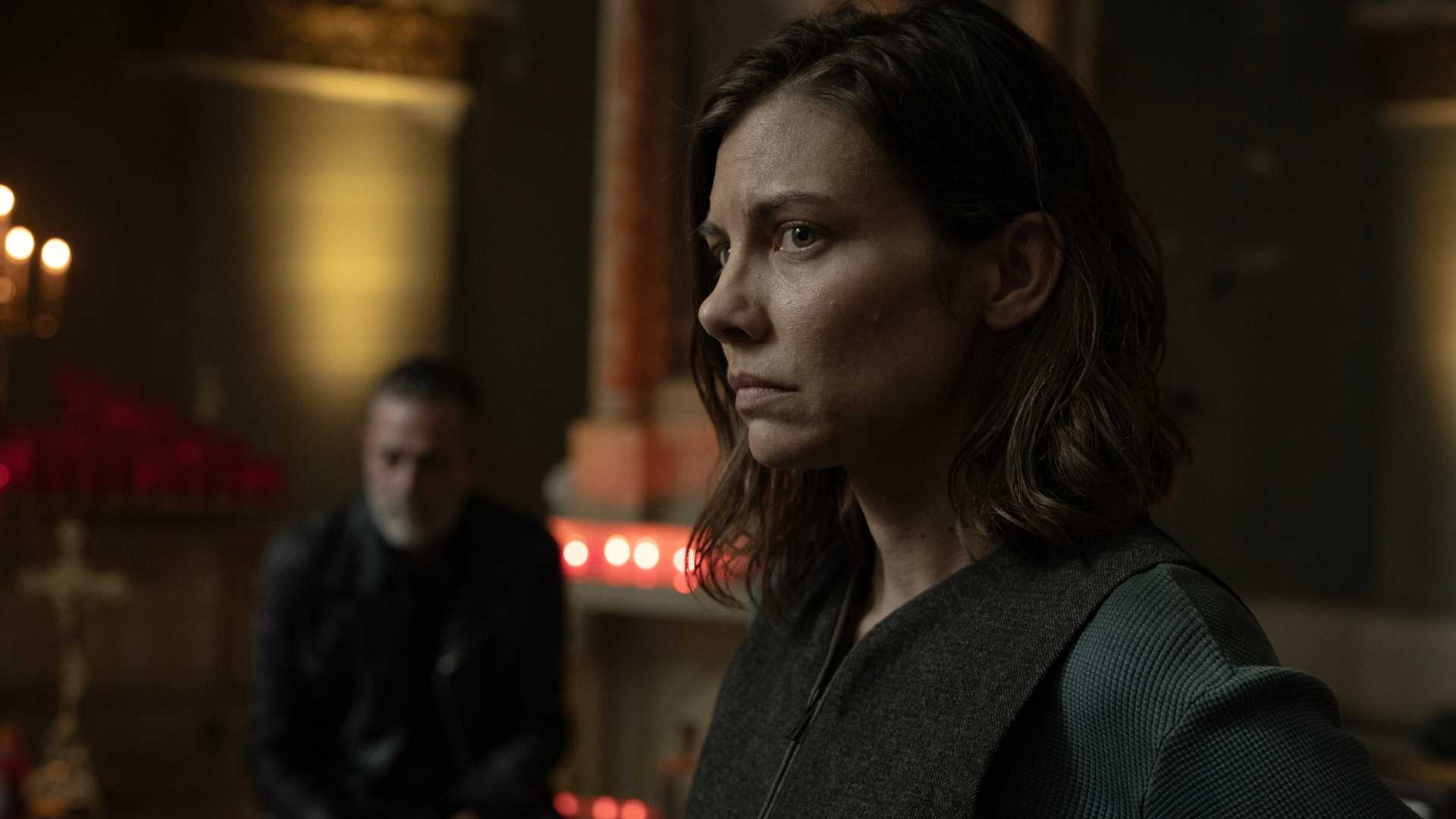 Side profile of Maggie with Negan in the background in The Walking Dead Dead City season 2 episode 6