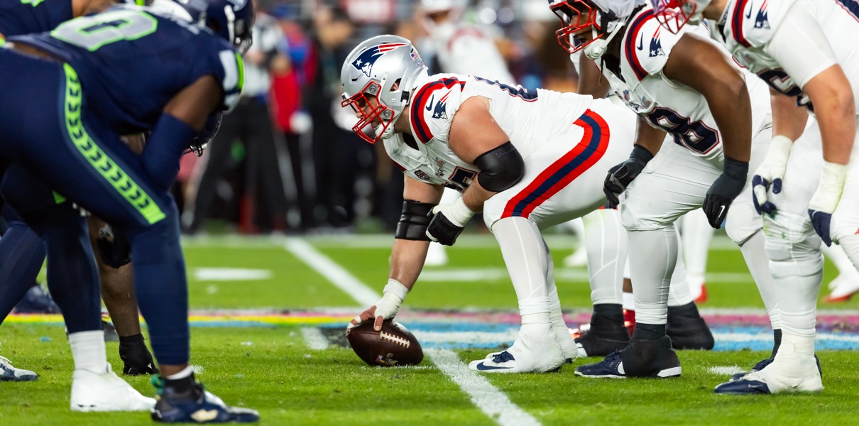 Center Garrett Bradbury was traded from the Patriots to the Bears in March 2026. © Mark J. Rebilas-Imagn Images