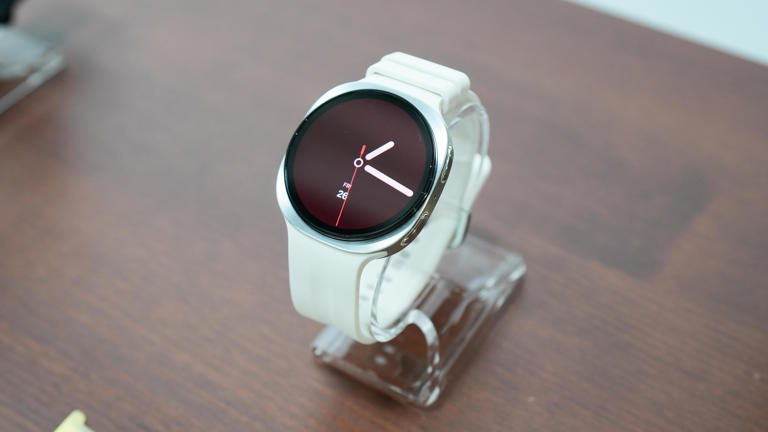 Galaxy Watch 9 vs. Galaxy Watch 8: I've compared both models, here's my ...