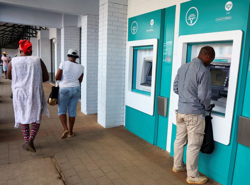 African banks bet on debt guarantees to lure private capital to infrastructure projects