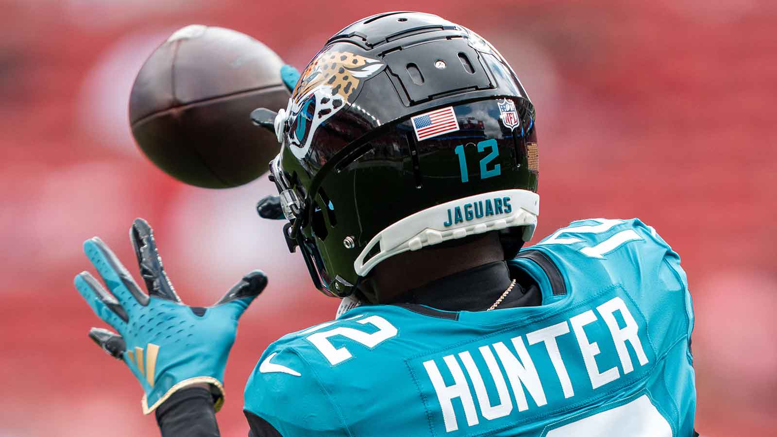 Why Jaguars’ Travis Hunter just playing cornerback in 2026 is ‘the right thing to do’