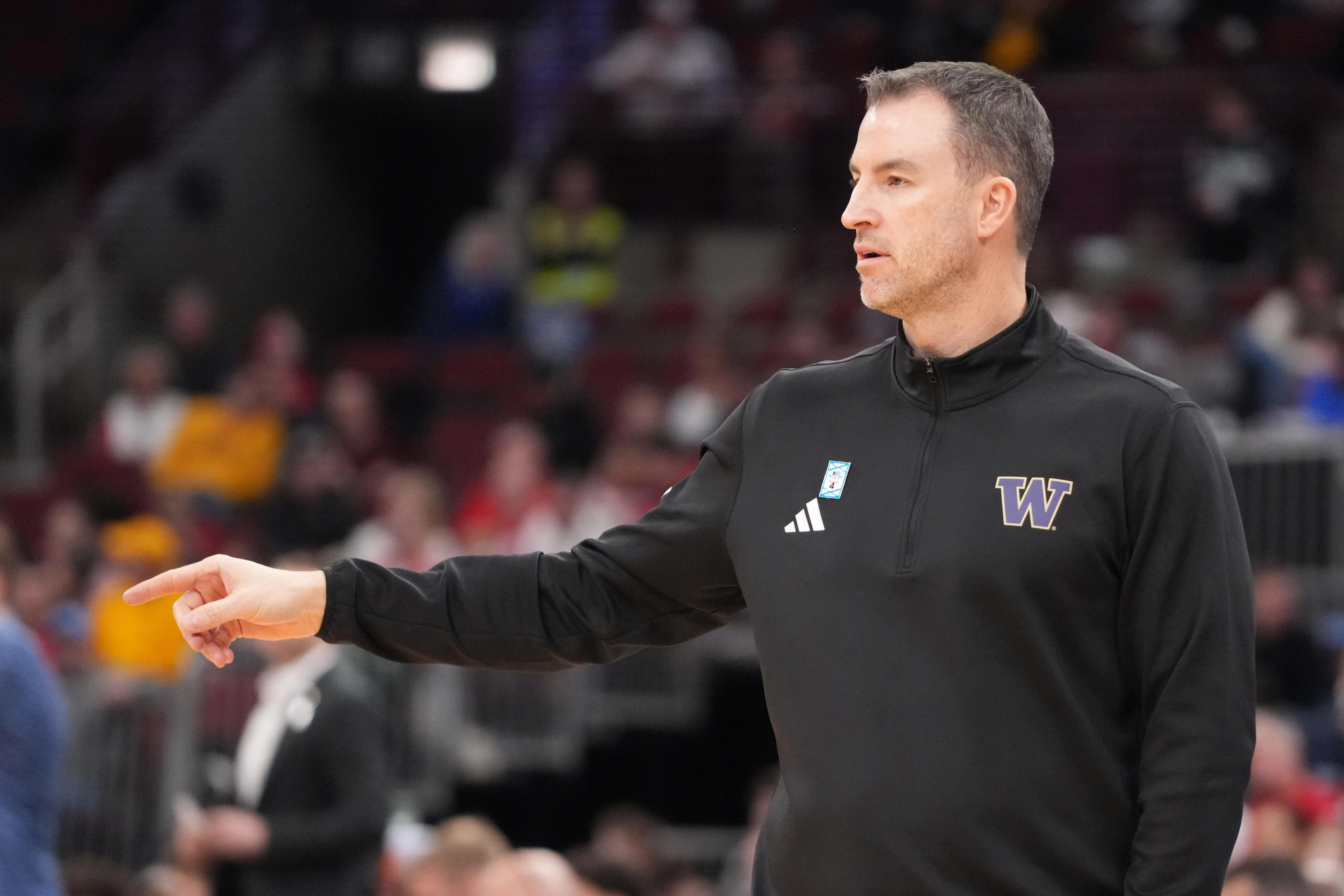 Washington basketball adds longtime NBA assistant to staff
