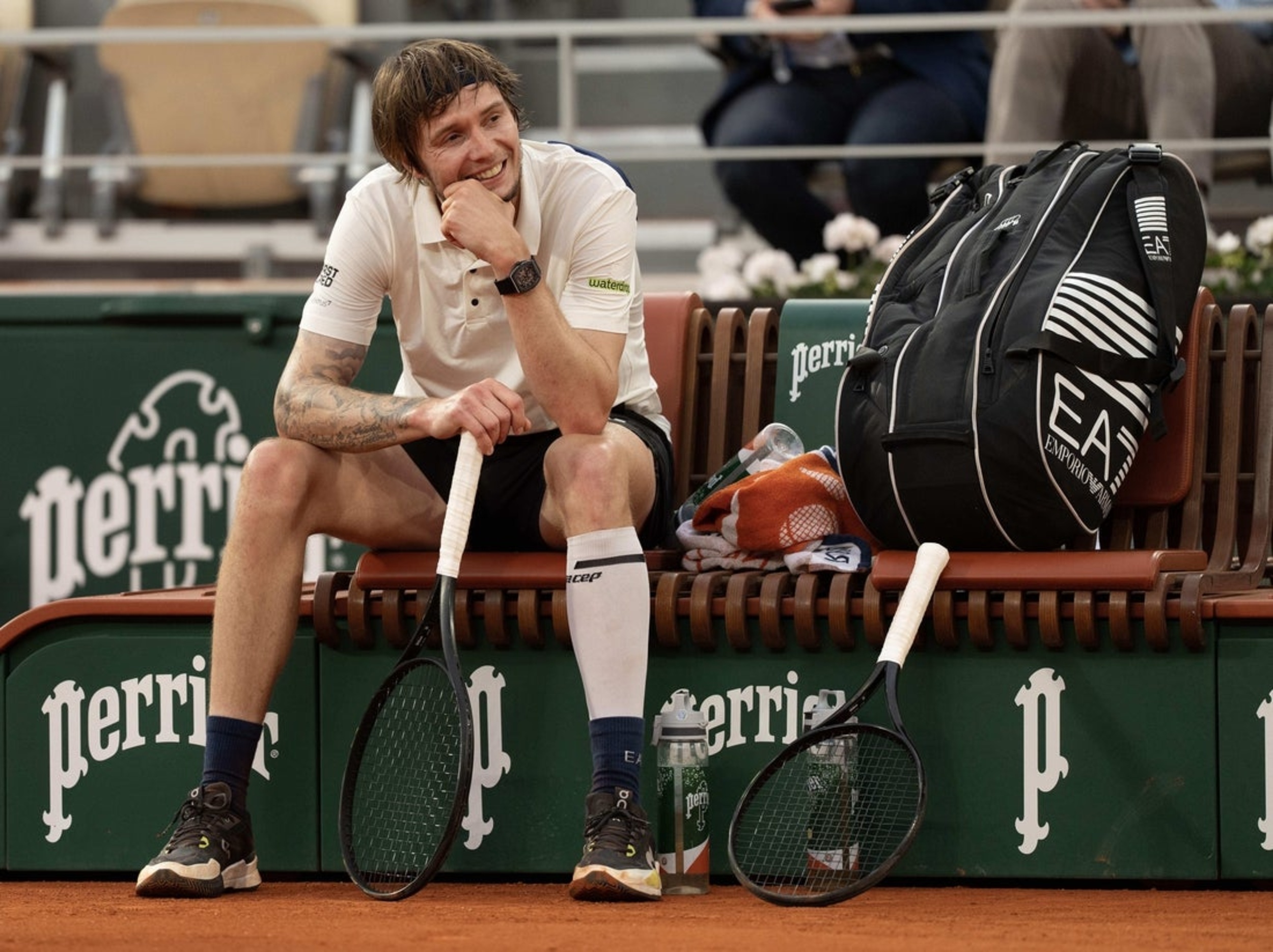 ATP roundup: Defending champ Alexander Bublik cruises in Austria
