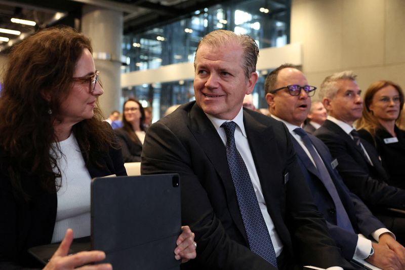 Macquarie investors back insider CEO pick to keep bank strategy on course