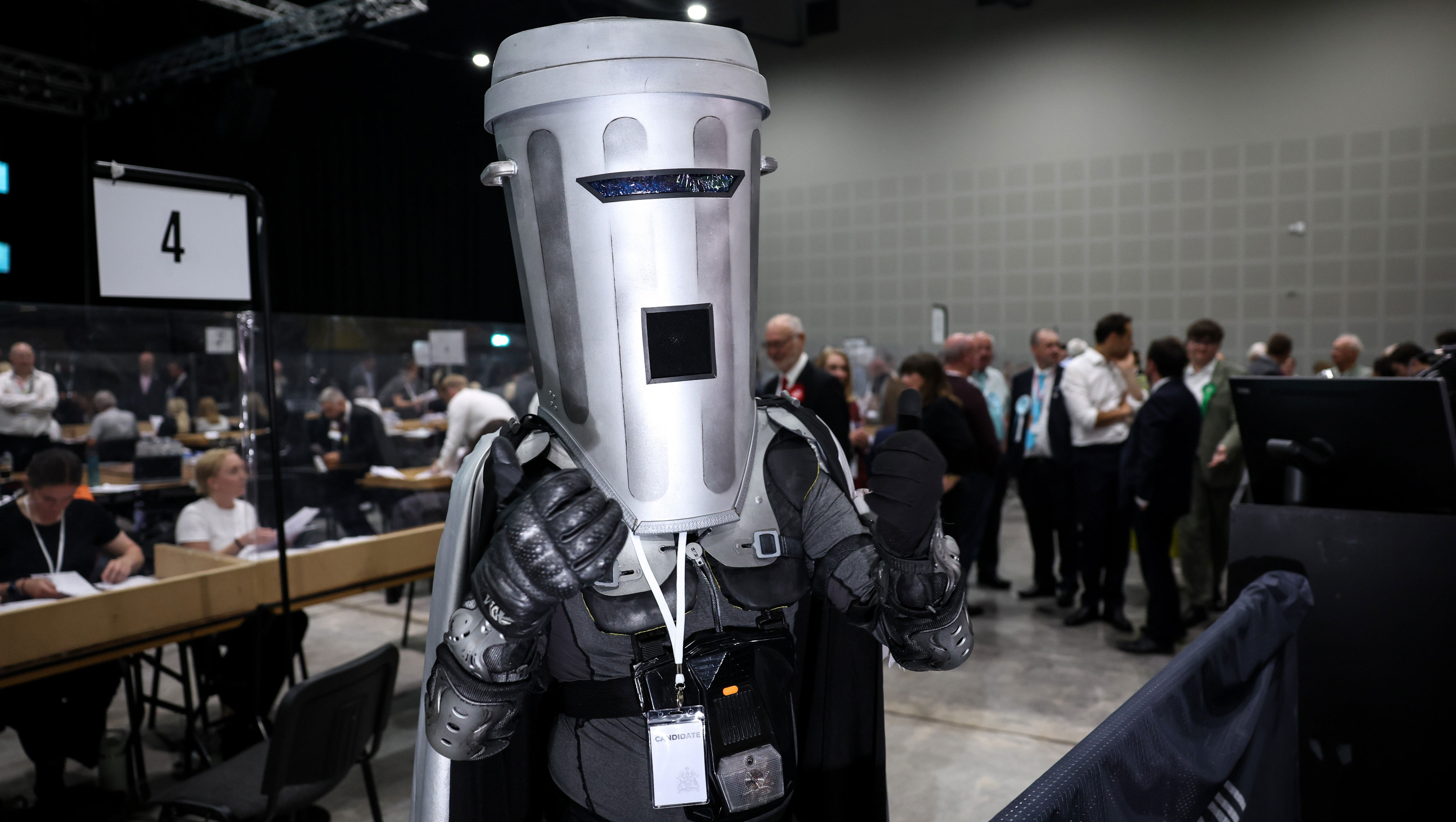 Shenmue fans get Count Binface — a man dressed as a trash can who's going up against Nigel Farage in a UK election — to call on Sega to make Shenmue 4