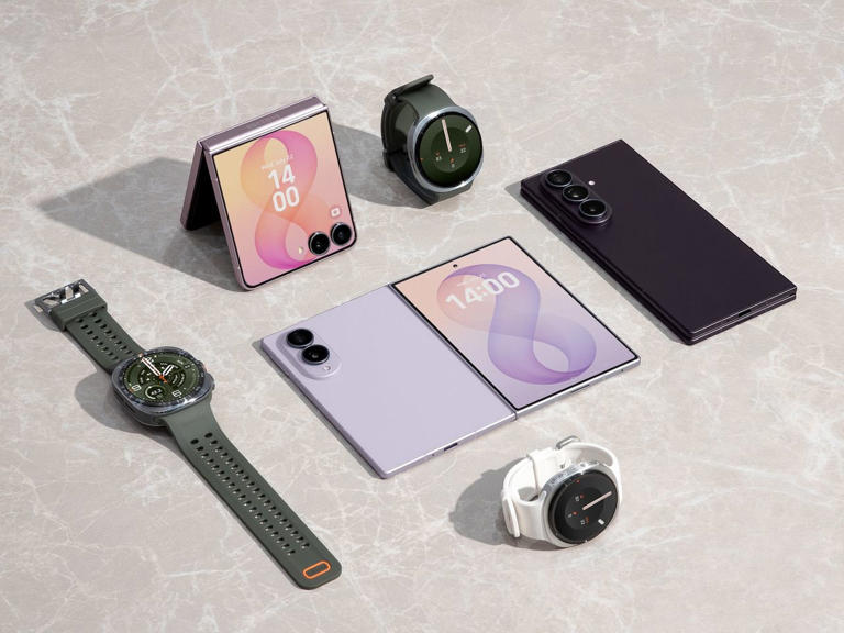 ซัมซุง เปิดตัวจอพับ Ultra ครั้งแรก ชู Galaxy AI เชื่อมมือถือ-นาฬิกา-แว่นอัจฉริยะ