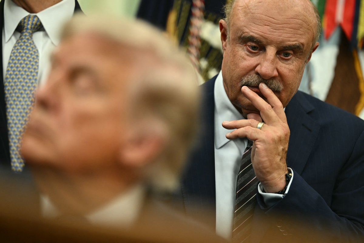 Dr. Phil claims White House had him review UFO files in advance