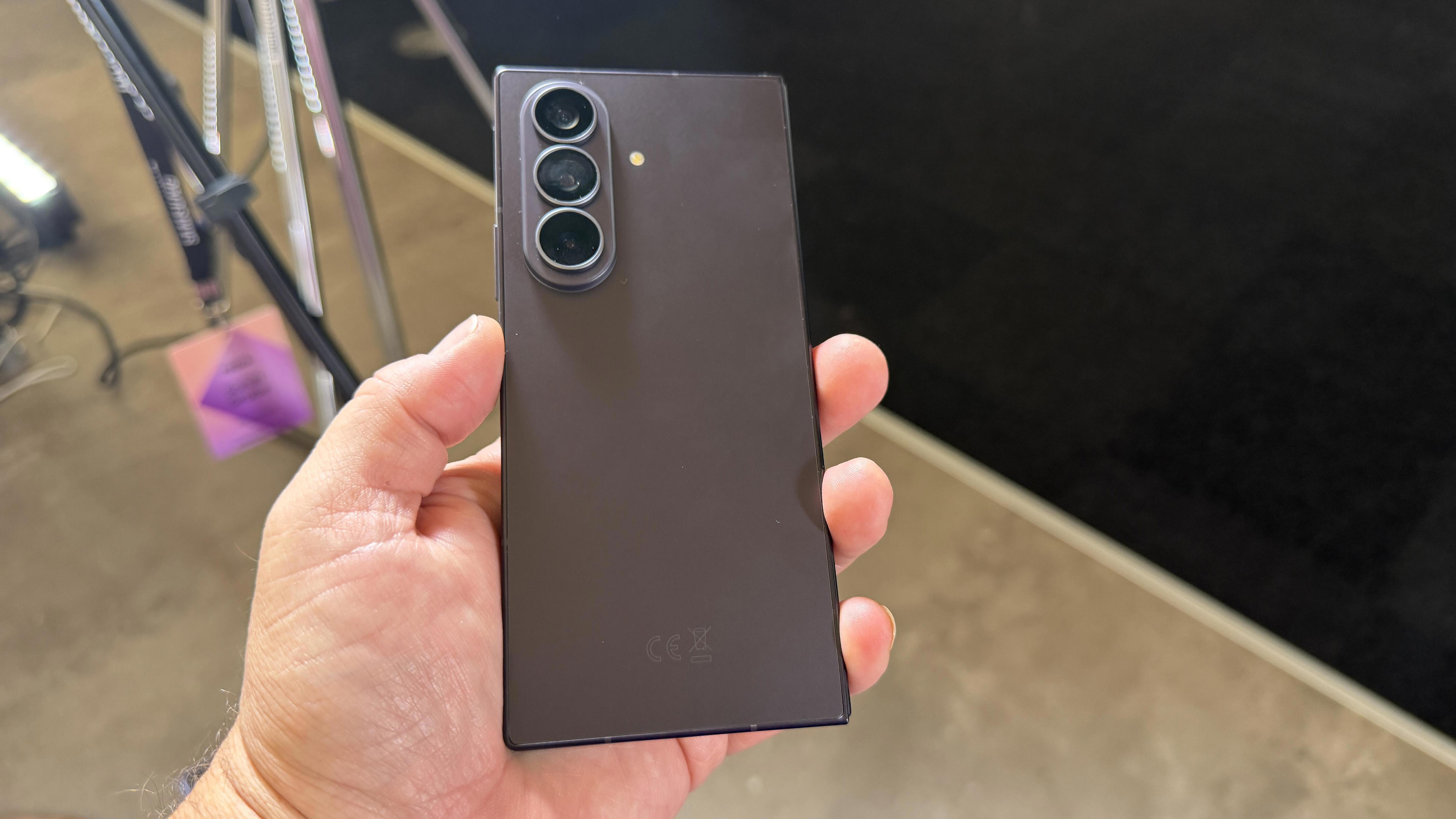 Samsung Galaxy Z Fold 8 Ultra vs. Motorola Razr Ultra: This one is the better value