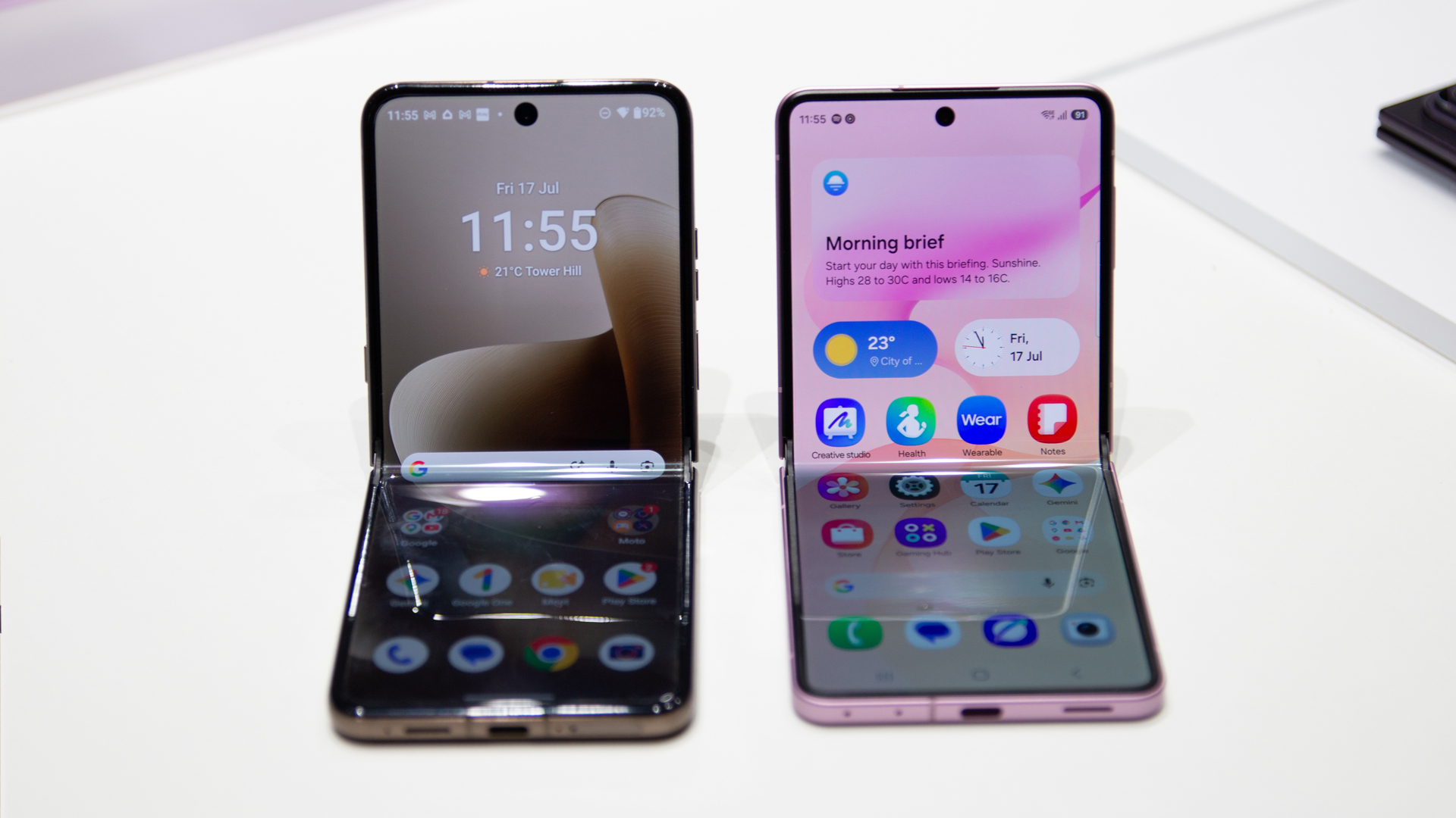 Samsung Galaxy Z Flip 8 and Moto Razr 70 Ultra