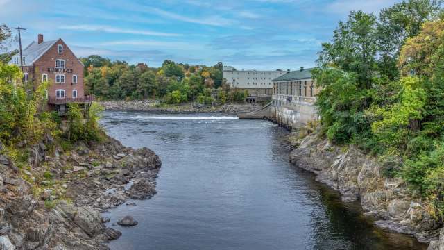 Maine paper mill denied Kennebec River spill link, then Coast Guard traced oil to it