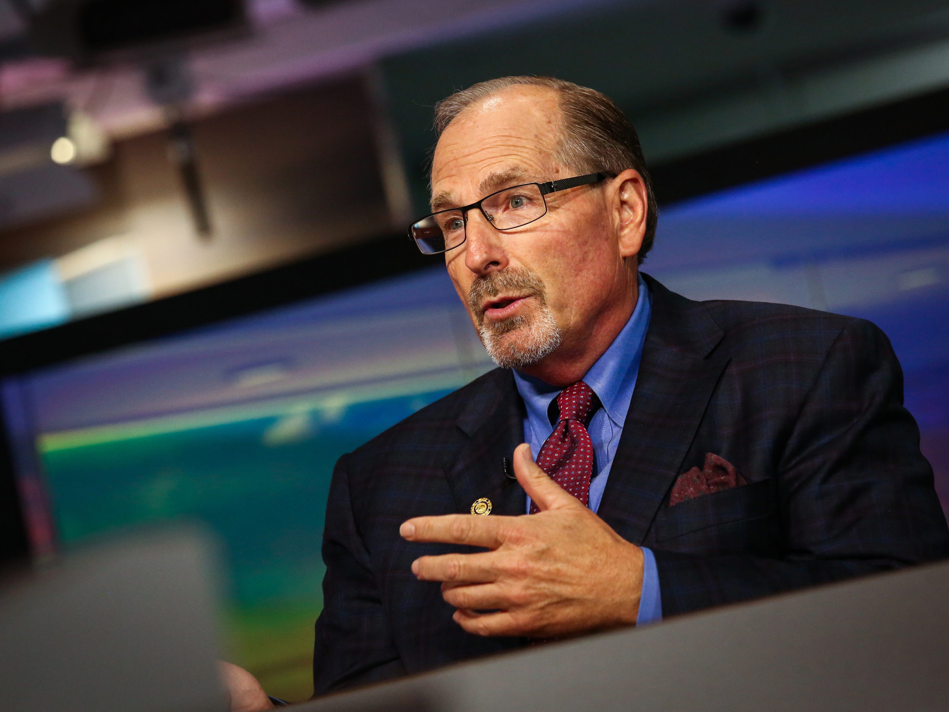 The Mag 7's reign is ending. A top fund manager says that means trouble for the S&P 500.