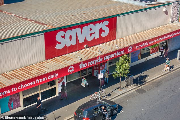 Despite the bowl's apparent value, many shoppers questioned whether Savers could confidently authenticate such a rare collectible