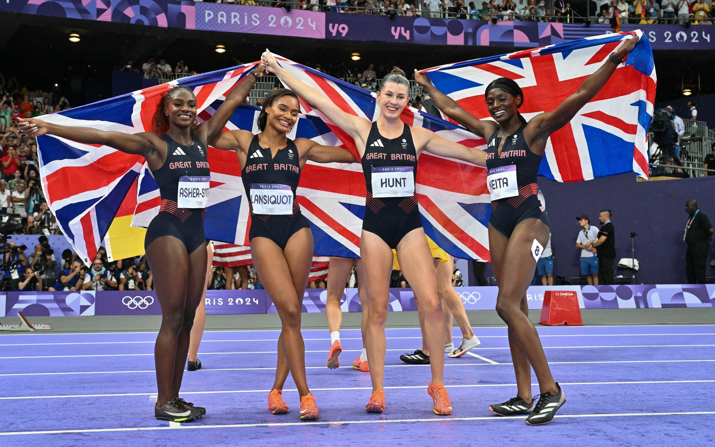 Hunt (second right) would go on to compete at the Paris Olympics, claiming a silver in the 4x100m relay alongside Asher-Smith, Imani-Lara Lansiquot and Daryll Neita