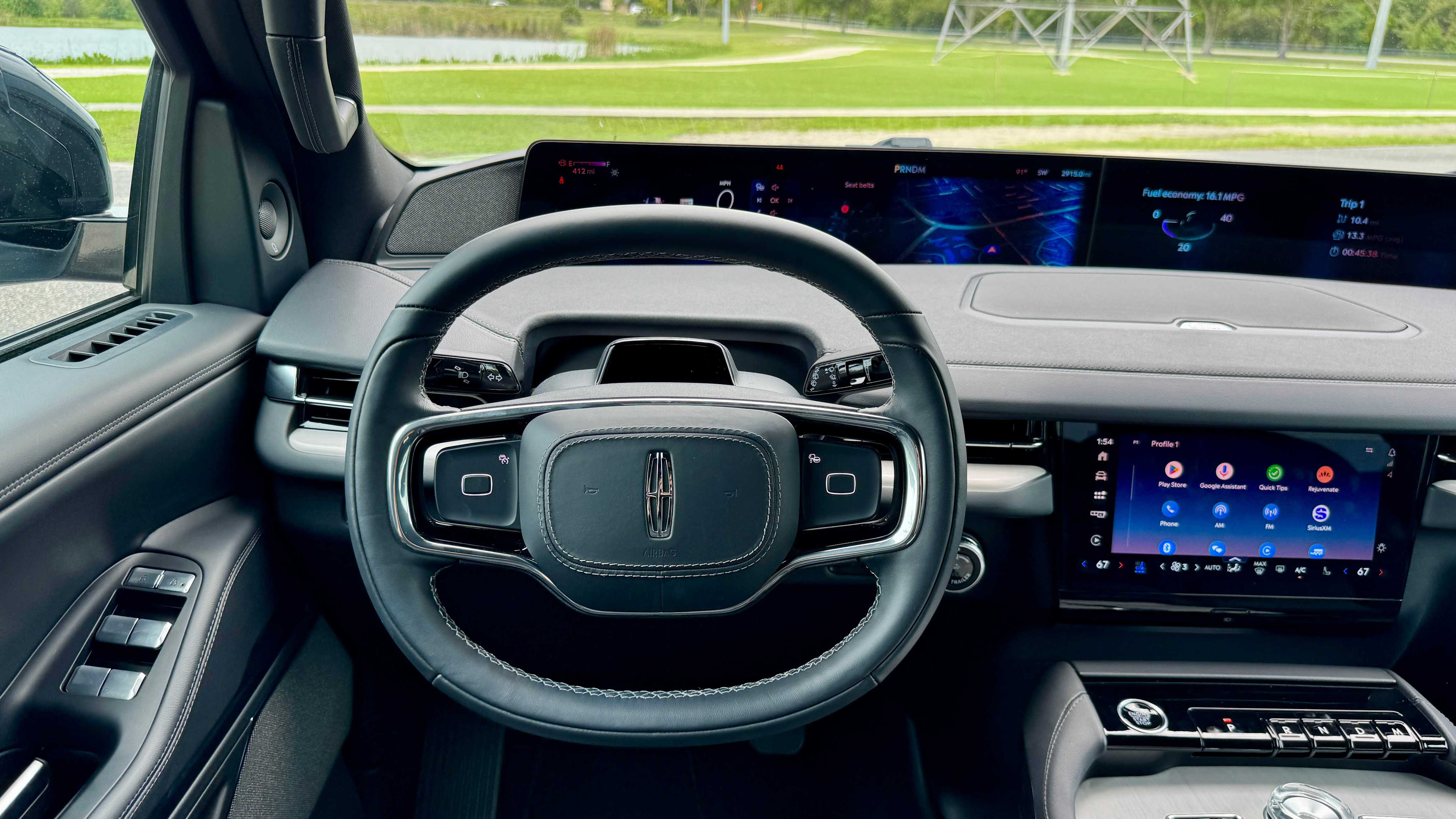 2025 Lincoln Navigator steering wheel