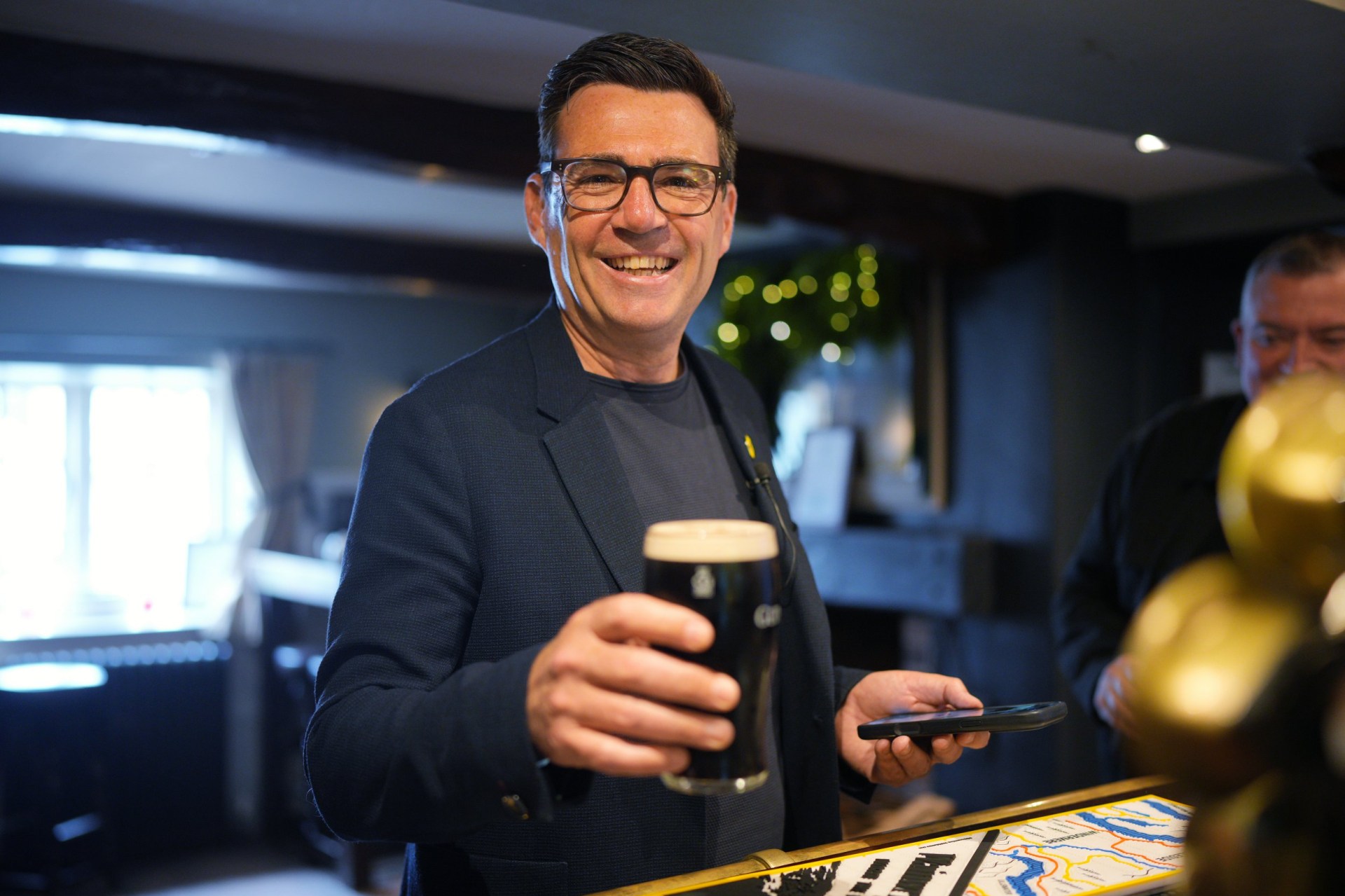 Burnham to give 32,000 UK pubs and clubs chance of survival with major tax cut