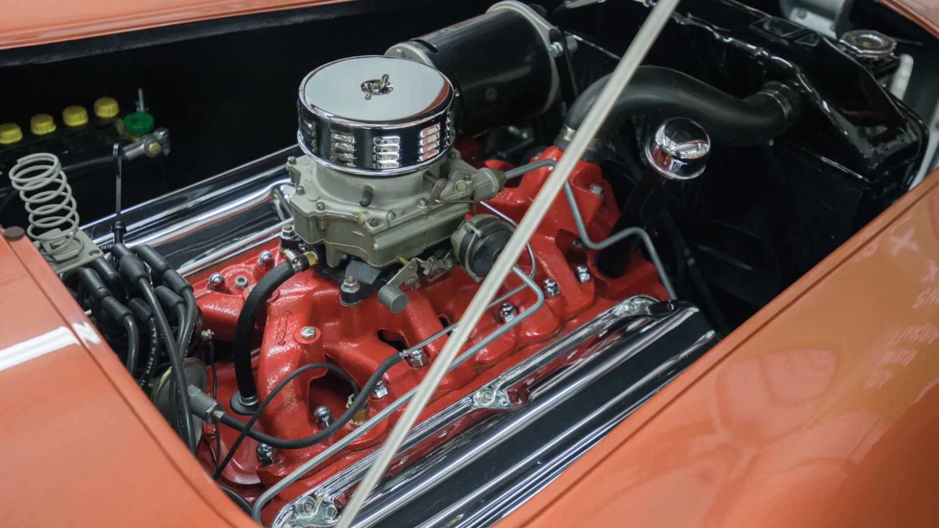 1953 Glasspar G2 Engine Bay