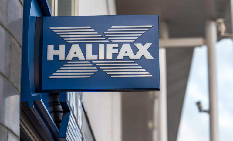 Halifax confirms big update for account holders as banking services change