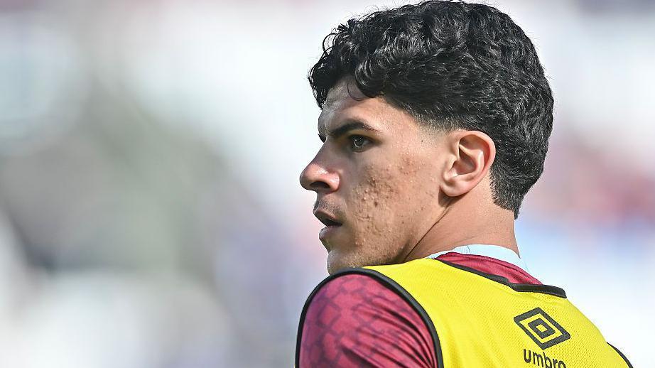 'He's such a gifted player' - Fernandes stunner on friendly debut