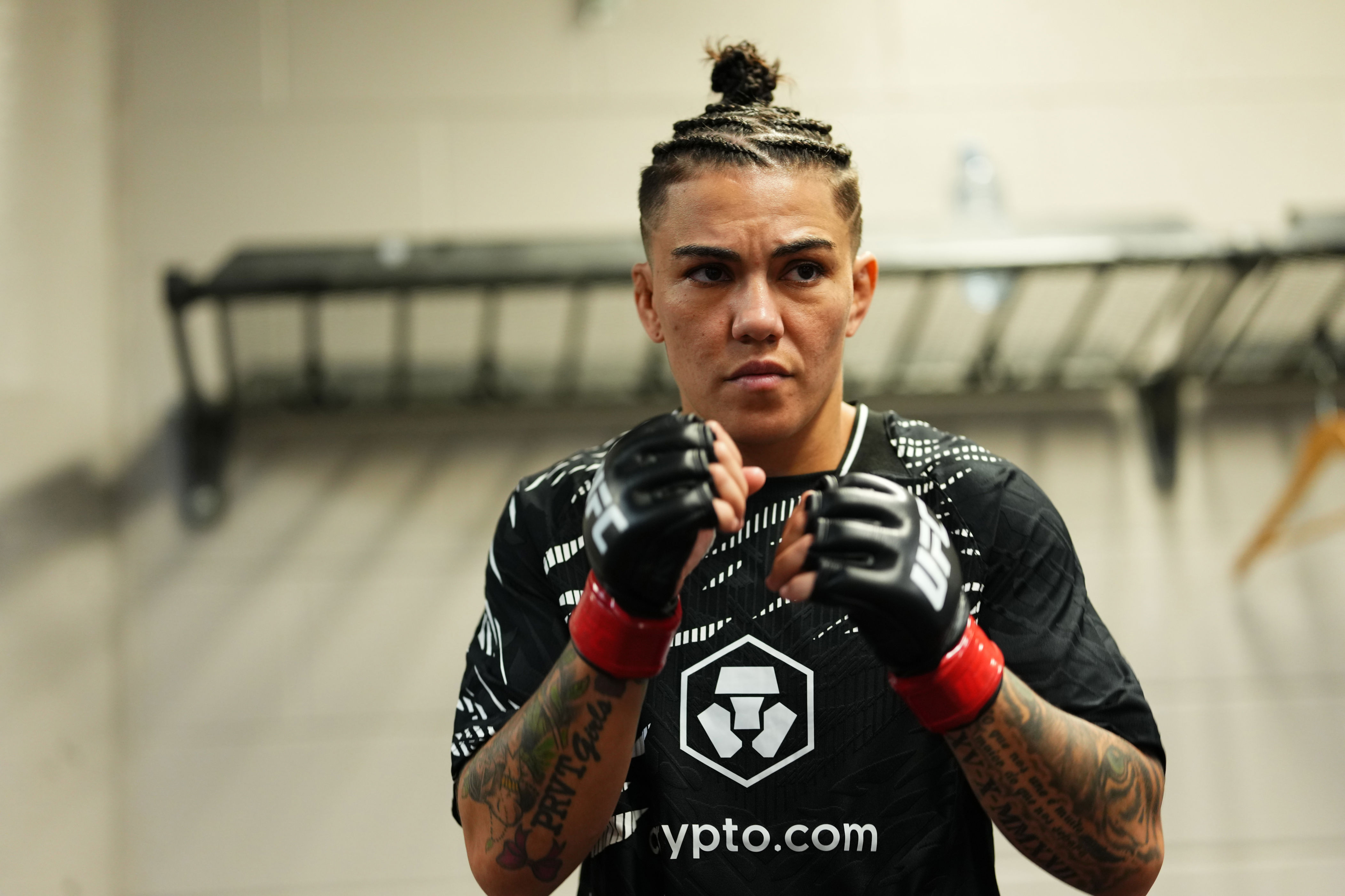 Former UFC champion whose coach allegedly stole millions now working food delivery: 'I do whatever it takes'