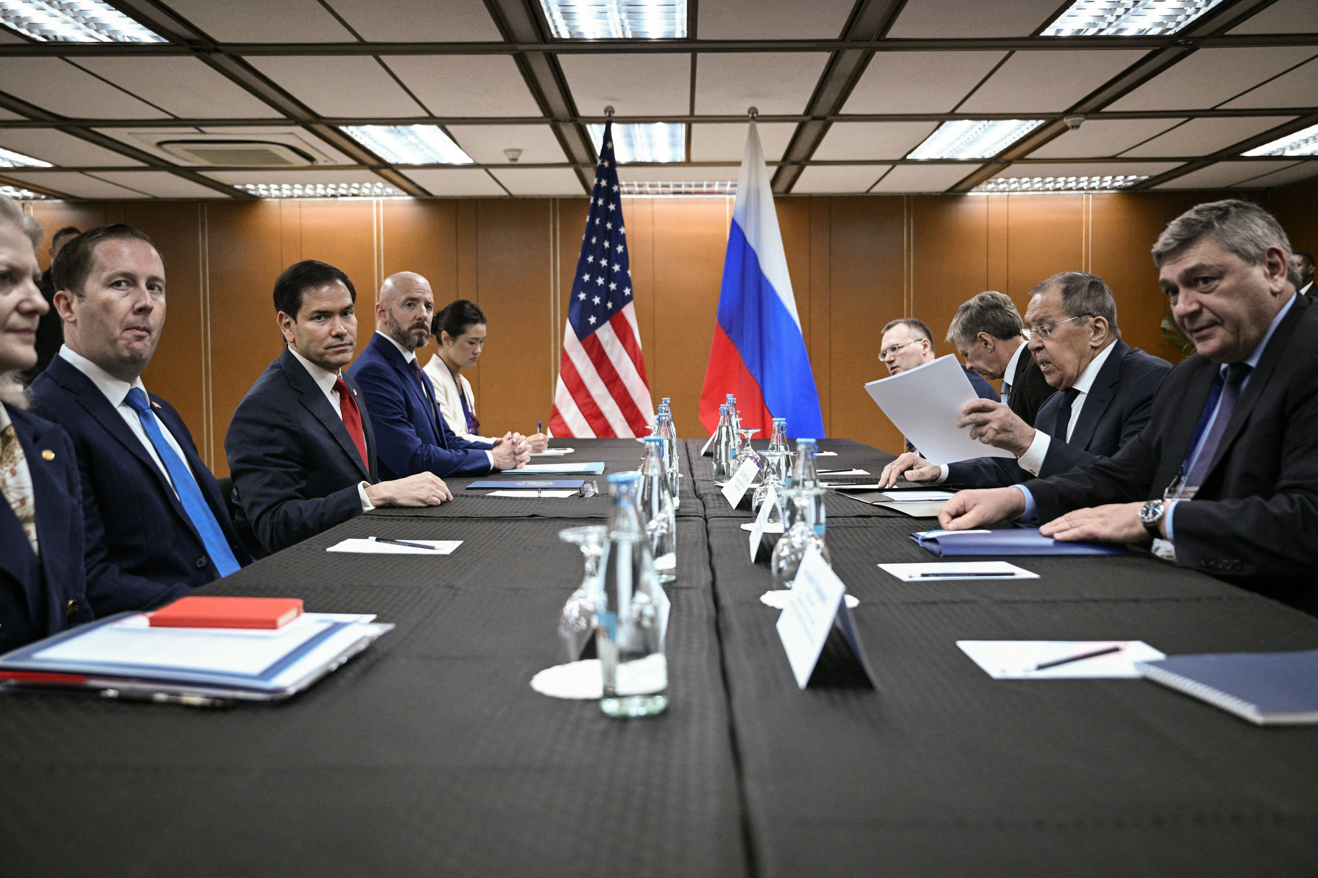 Top US and Russian diplomats discuss Ukraine war in Manila