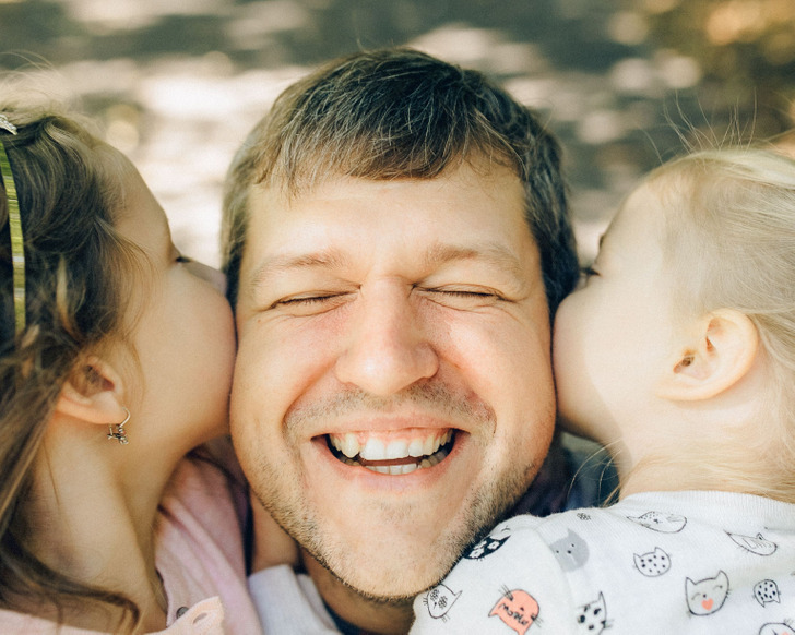 15 heartfelt family moments that prove love carries us through the heaviest days