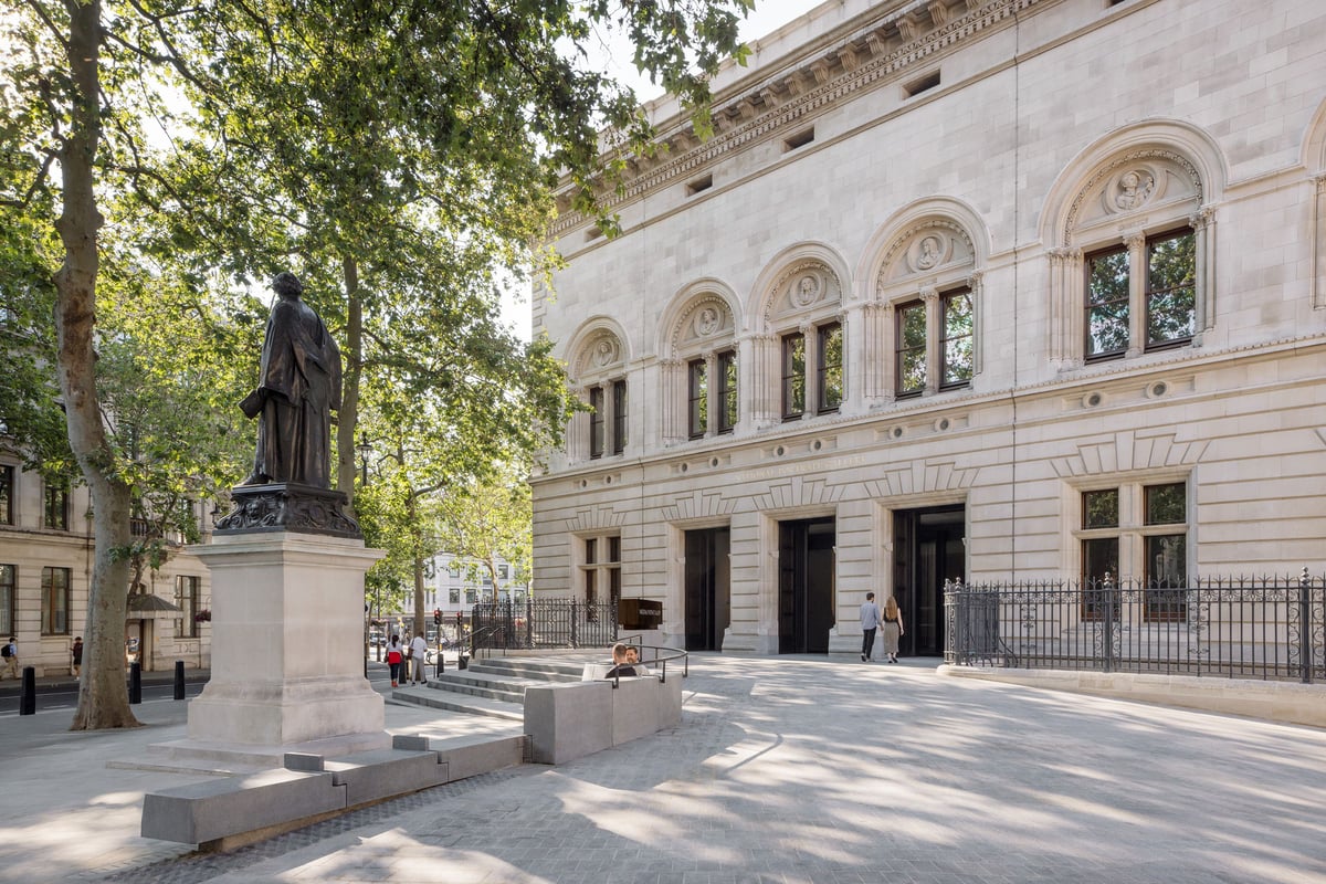 National Portrait Gallery to close for a day after 'unexpected' power outage