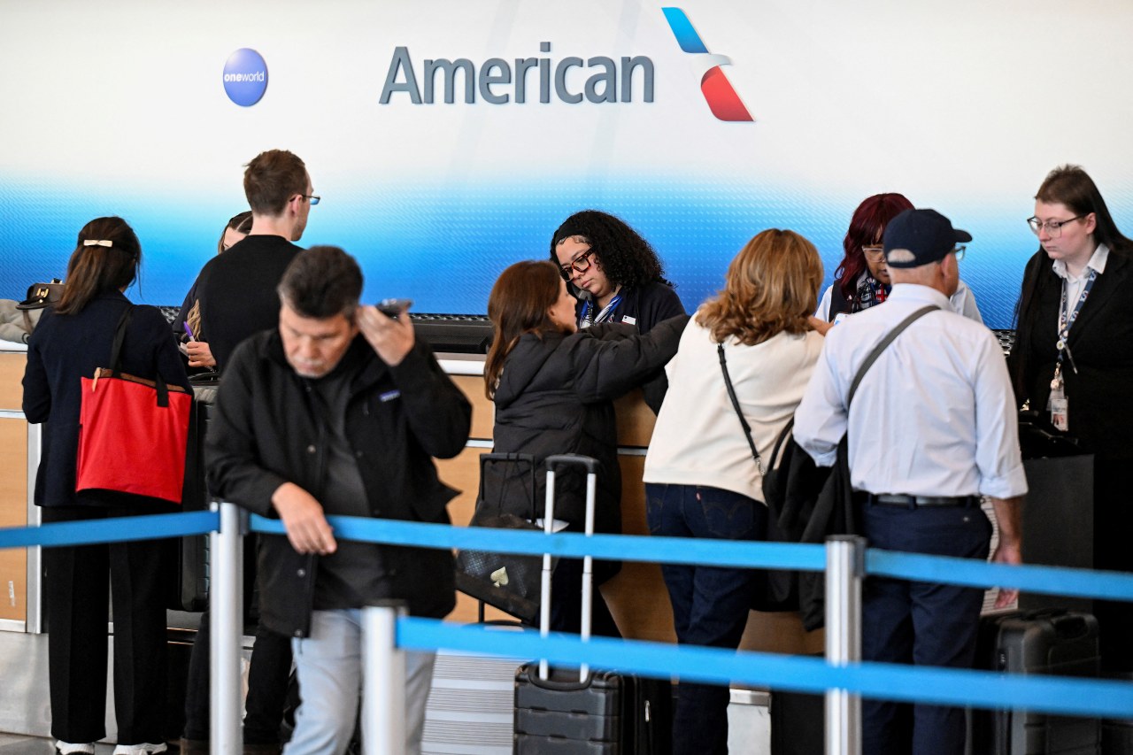 American Airlines cuts guidance after latest fuel surge