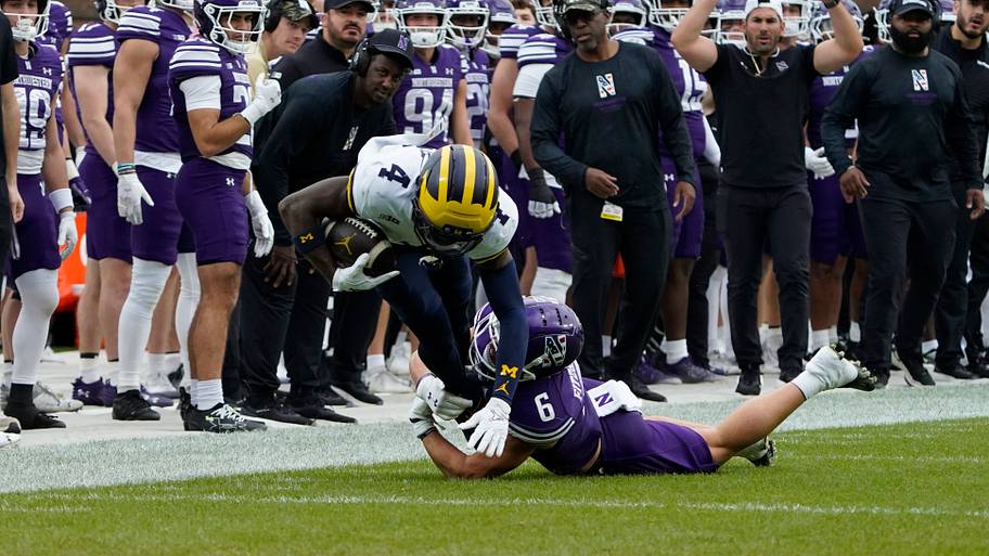 Andrew Marsh against Northwestern