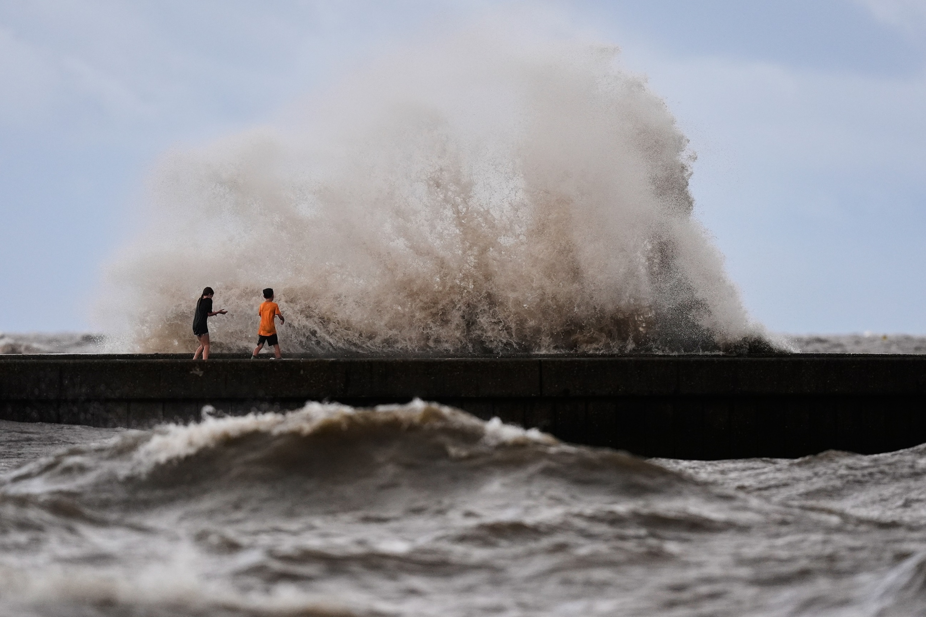 Tropical Storm Bertha heads toward Texas after making landfall in Louisiana