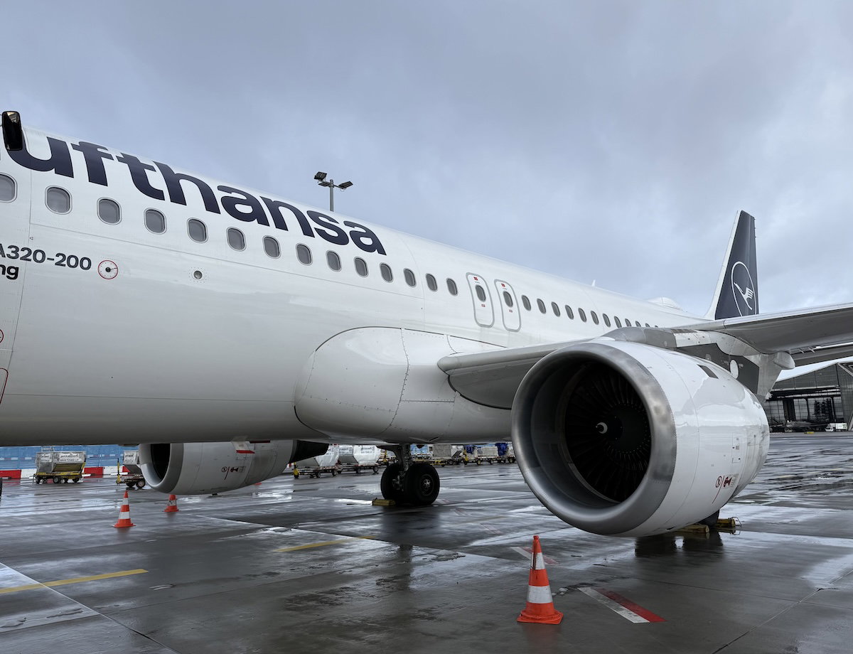 Lufthansa unveils back seat economy: Pay to sit in back of plane (seriously)