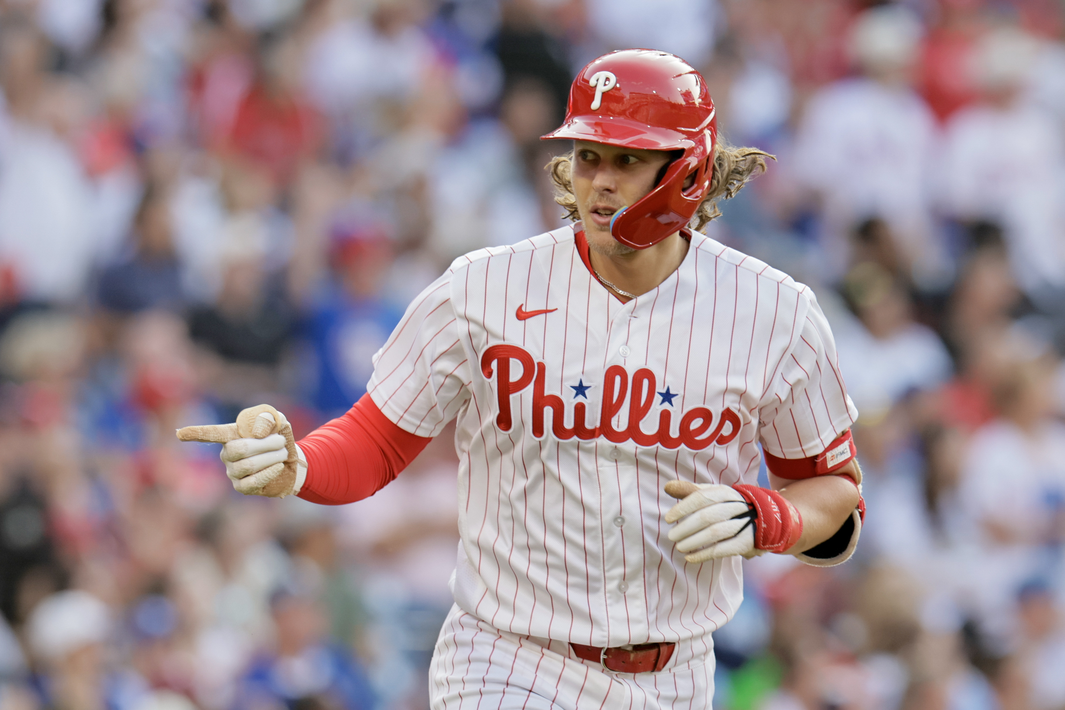 More mistakes on offense and a bullpen implosion doom Phillies in 9-5 loss to the Dodgers