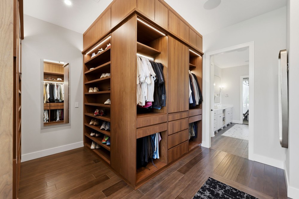 Custom closet at Myles Garrett's Cleveland home