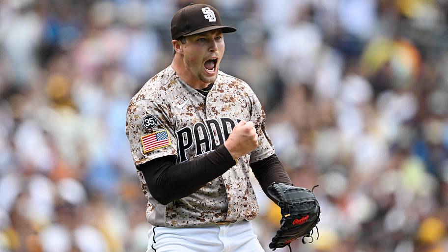Brewers Interested in Acquiring Padres Star Mason Miller: Report