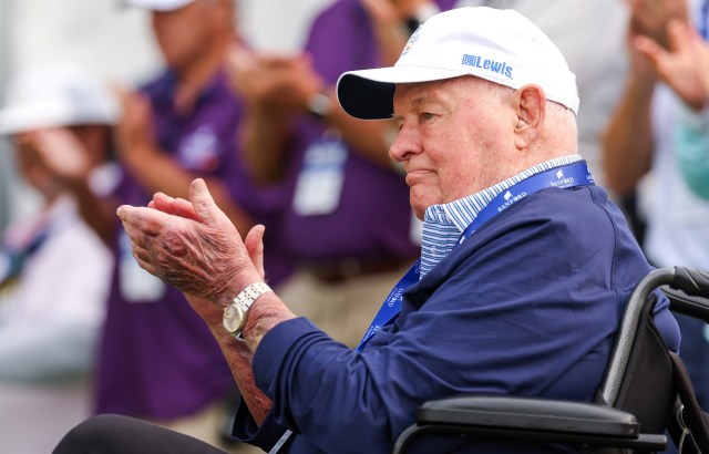 South Dakota banking magnate said he wanted to die broke, gave away more than $4 billion