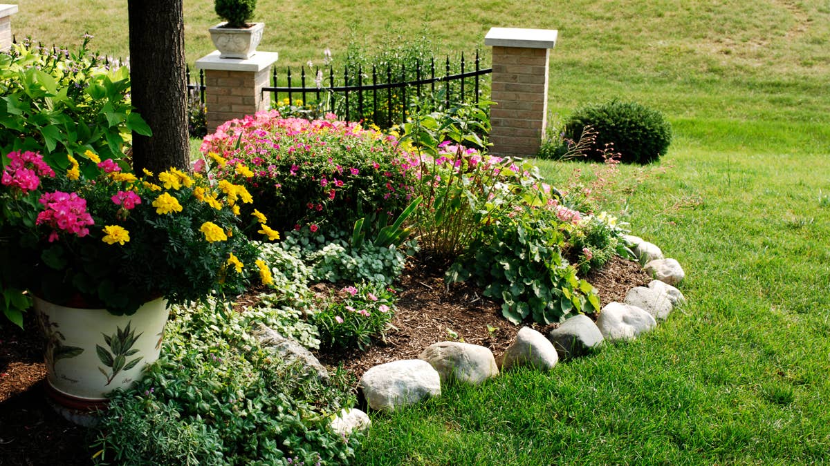 mothers-flower-garden