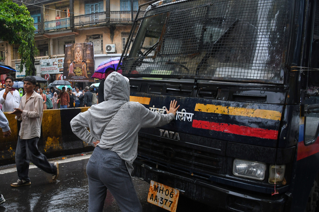 India Cockroach Protests