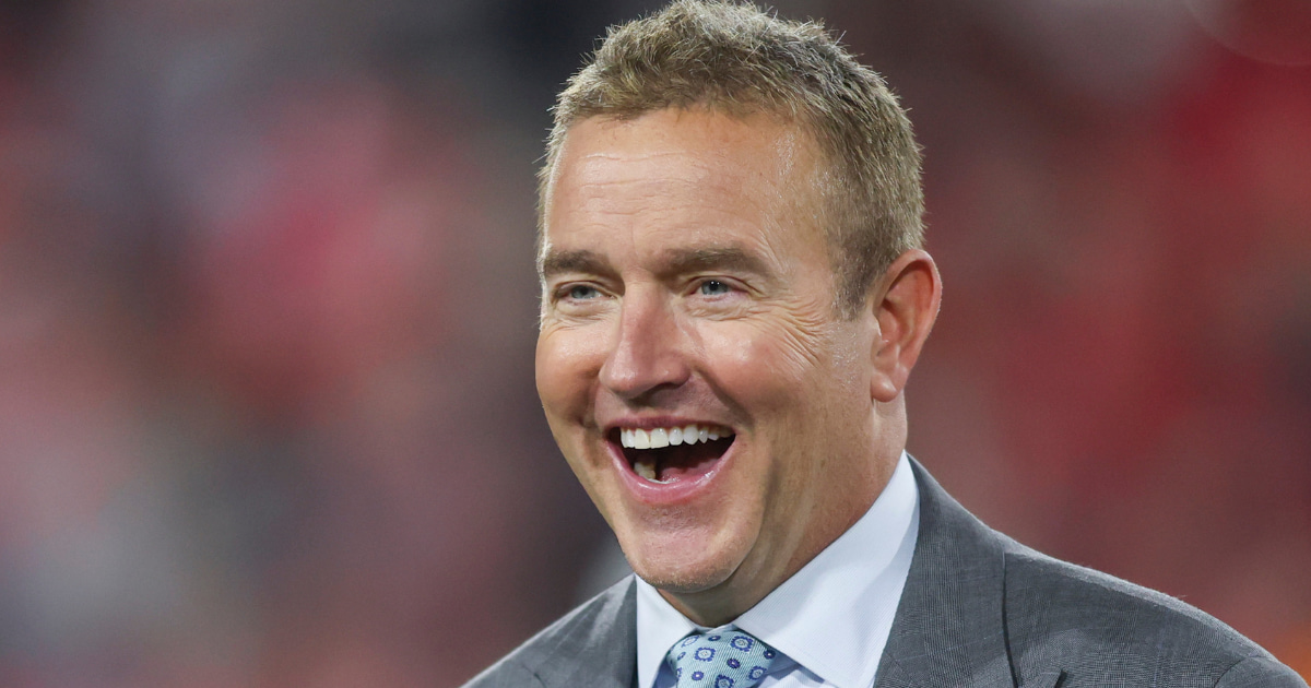 Newsstand: Kirk Herbstreit picks Notre Dame to win the national championship