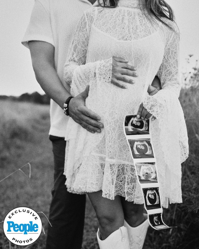 Pia Toscano and Carmen Educate announce pregnancy