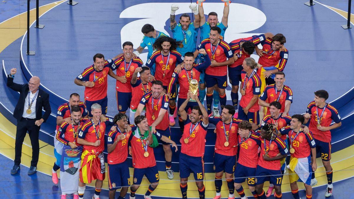 Jon Stewart Roasts Donald Trump Over World Cup Final After President Is Edited Out of Spain Celebration
