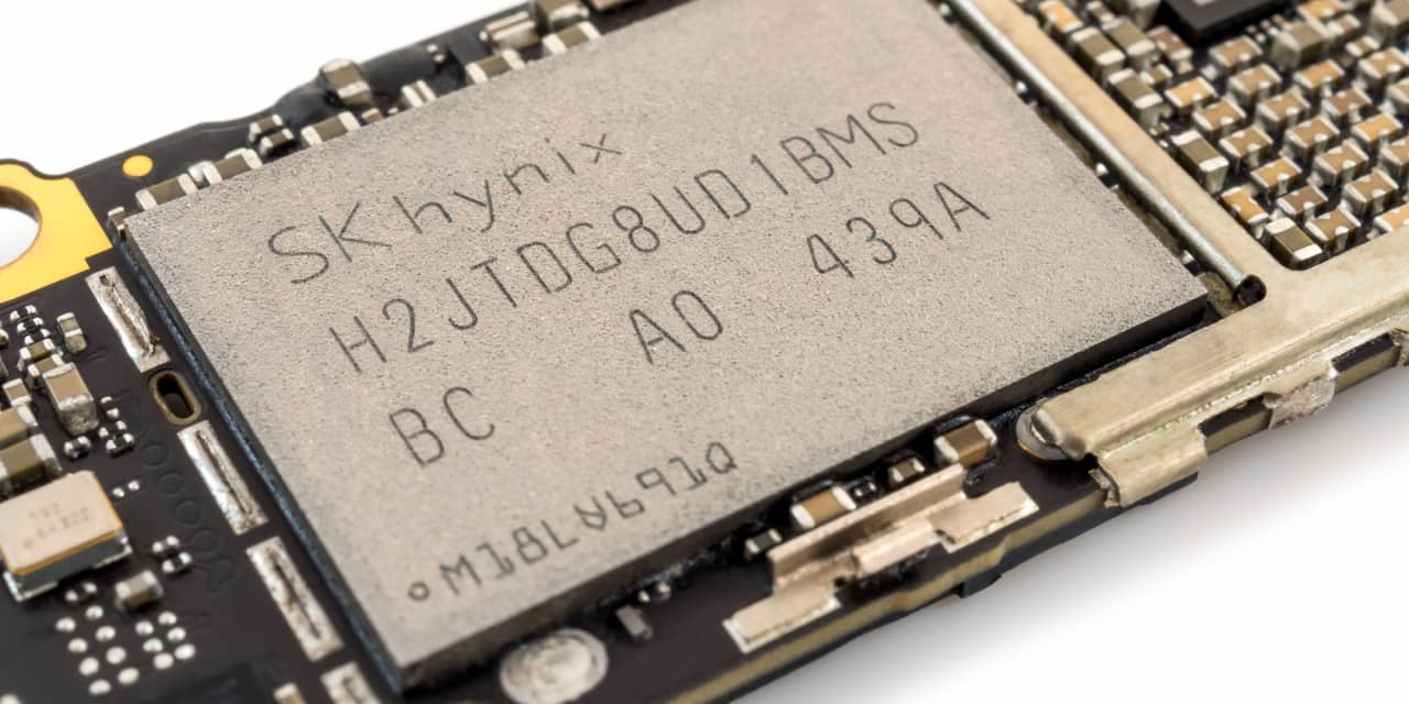 The US premium for SK Hynix is set to stay after Korean regulatory ruling
