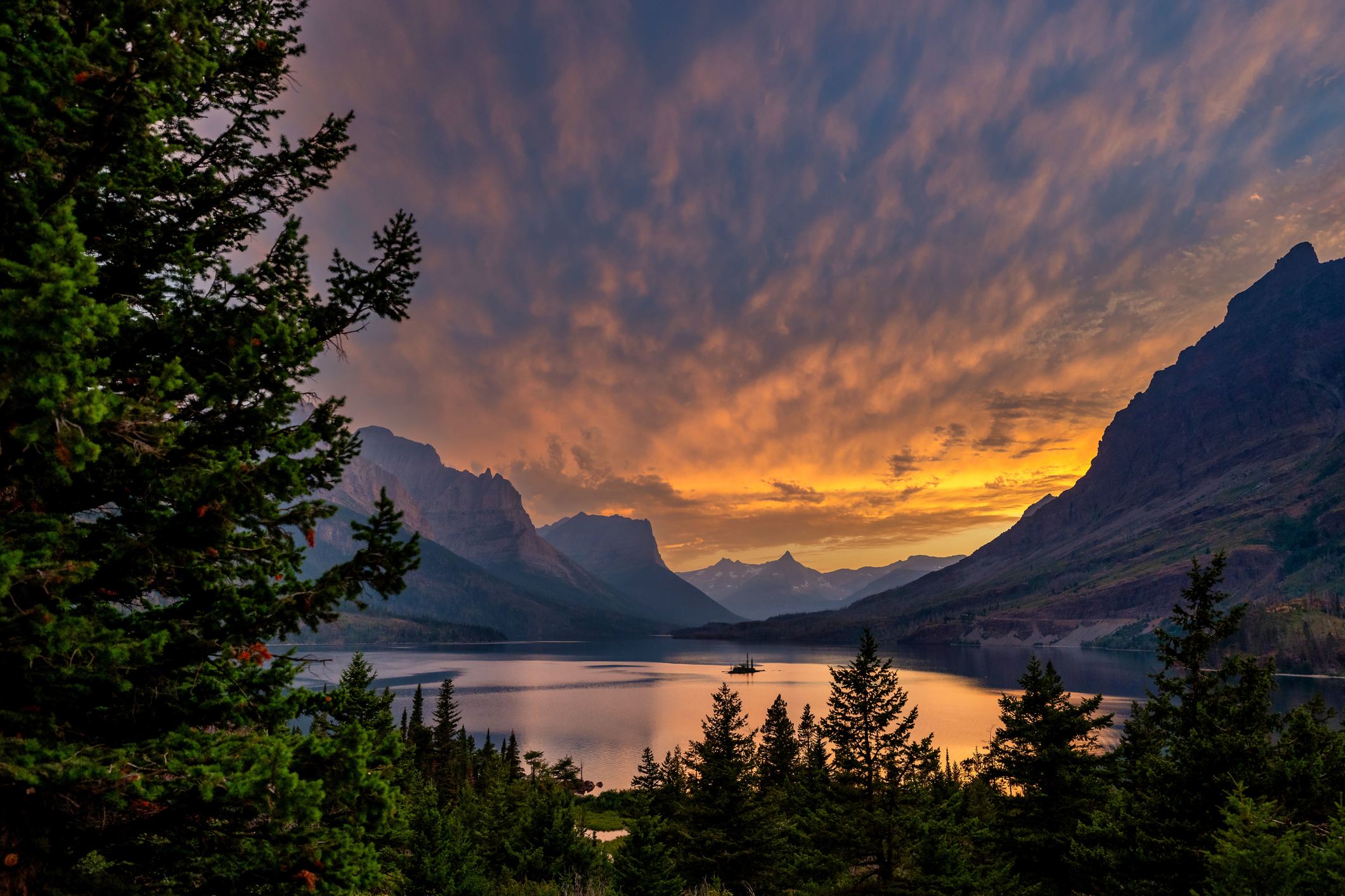 Solo hike at night in Glacier turned into 'nightmare scenario'