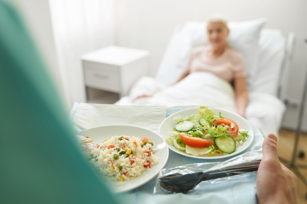 Michelin-star chef reveals what’s replacing hospital food Americans love to hate