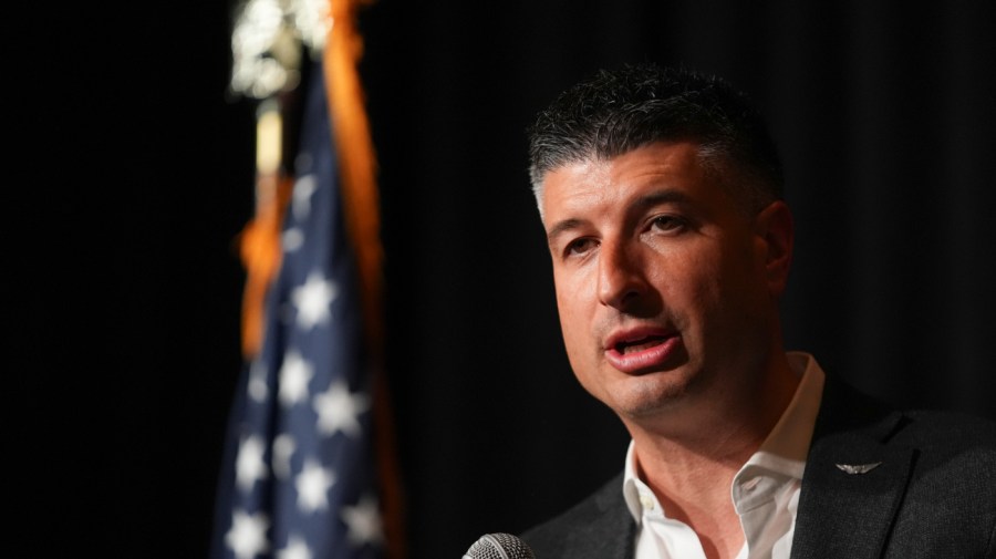 Opinion: Why Republicans are joining the fight against money in politics