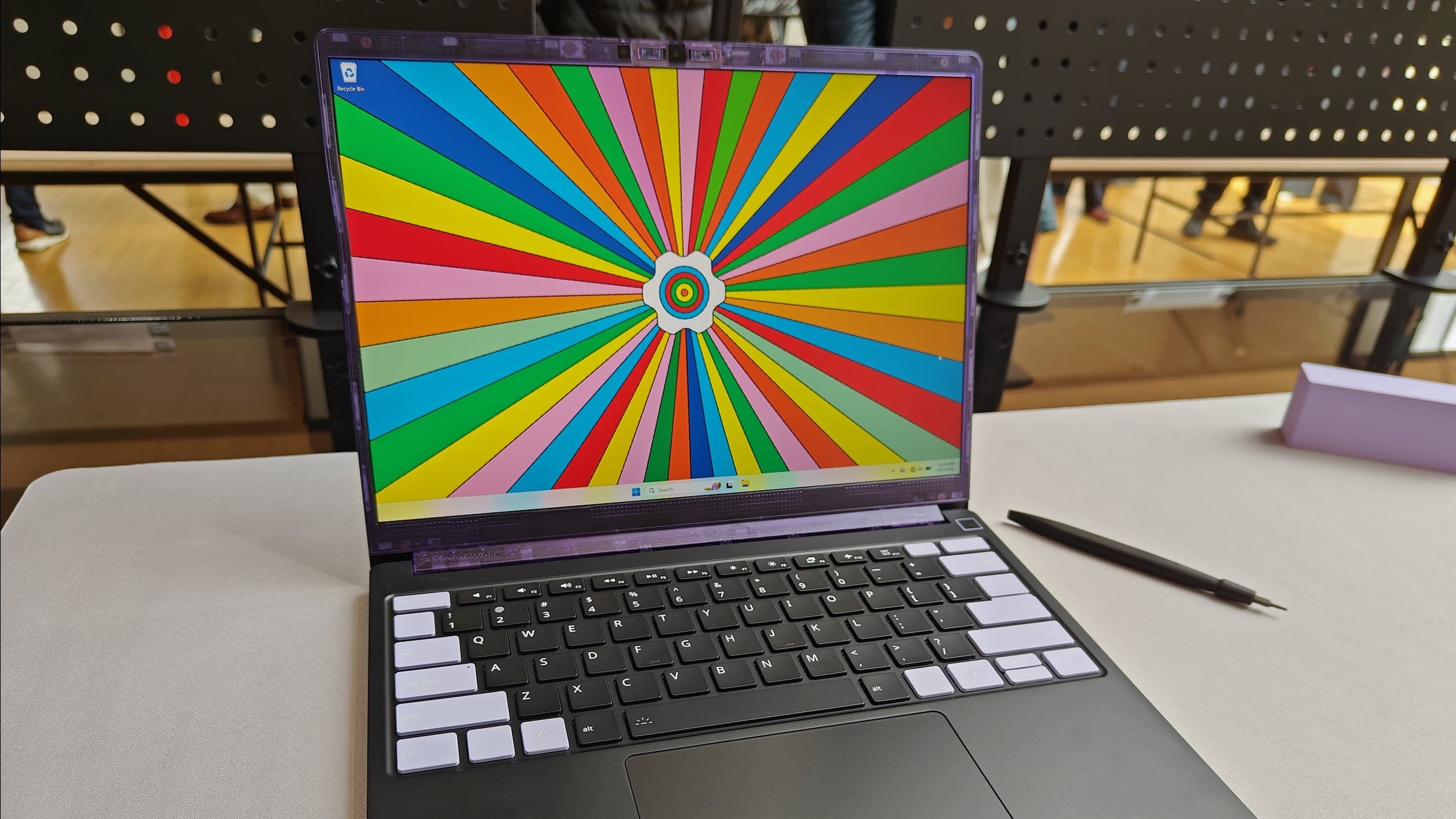 $800 more? Memory crunch derails pricing for Framework's newest laptop