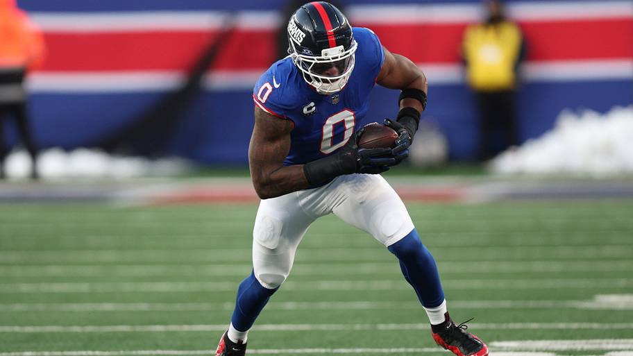 Brian Burns, Giants.
