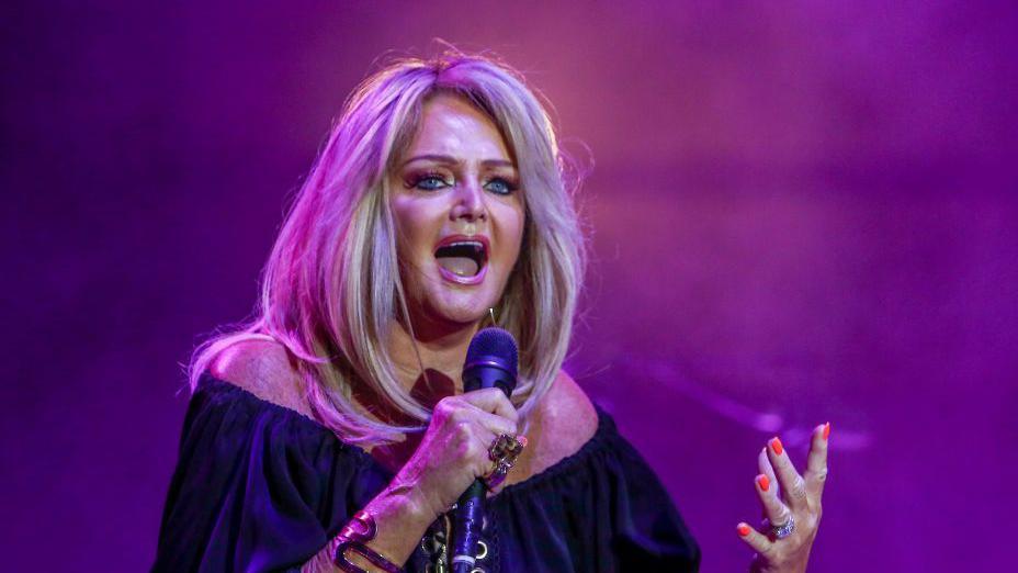 Bonnie Tyler's funeral to be broadcast online to fans around the world