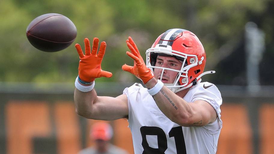 One overlooked wide receiver could create a Browns problem they would welcome