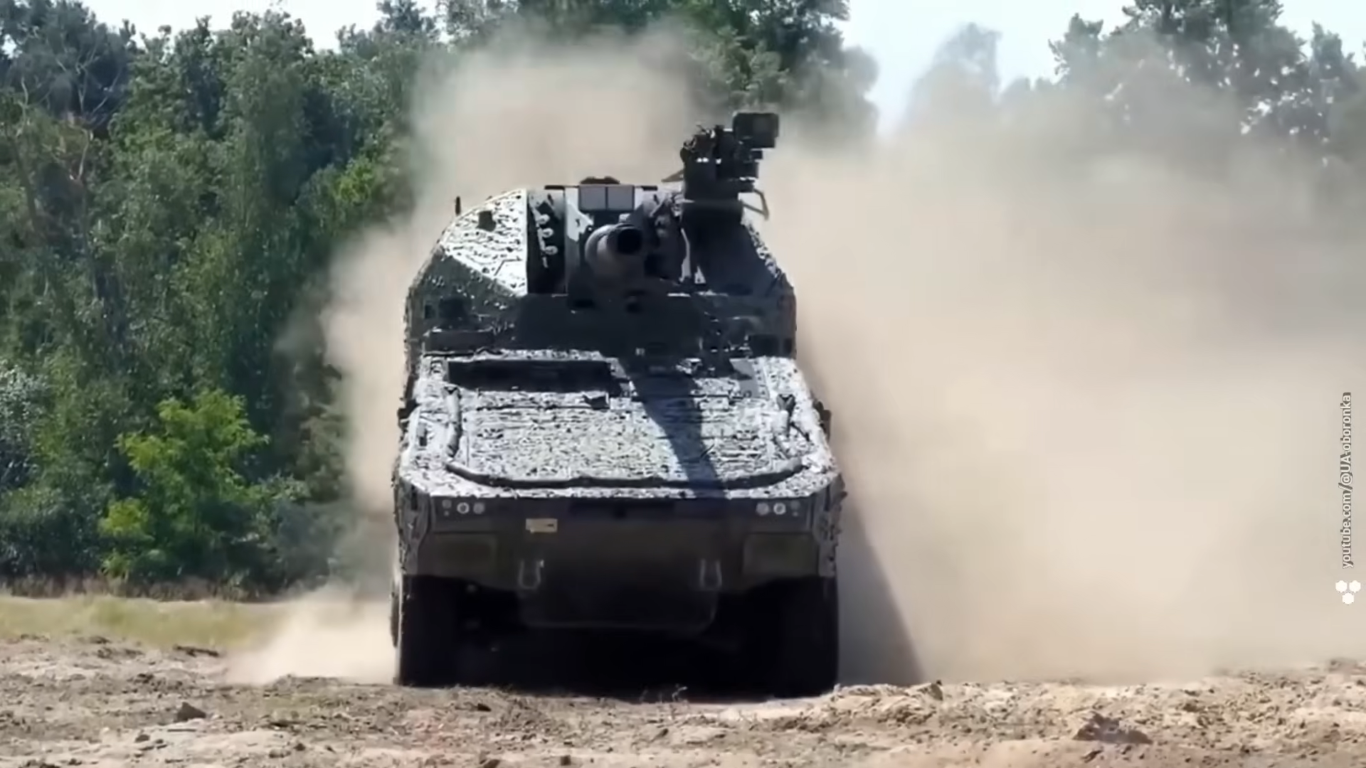Watch Germany build the next Leopard after Ukraine exposed its weaknesses