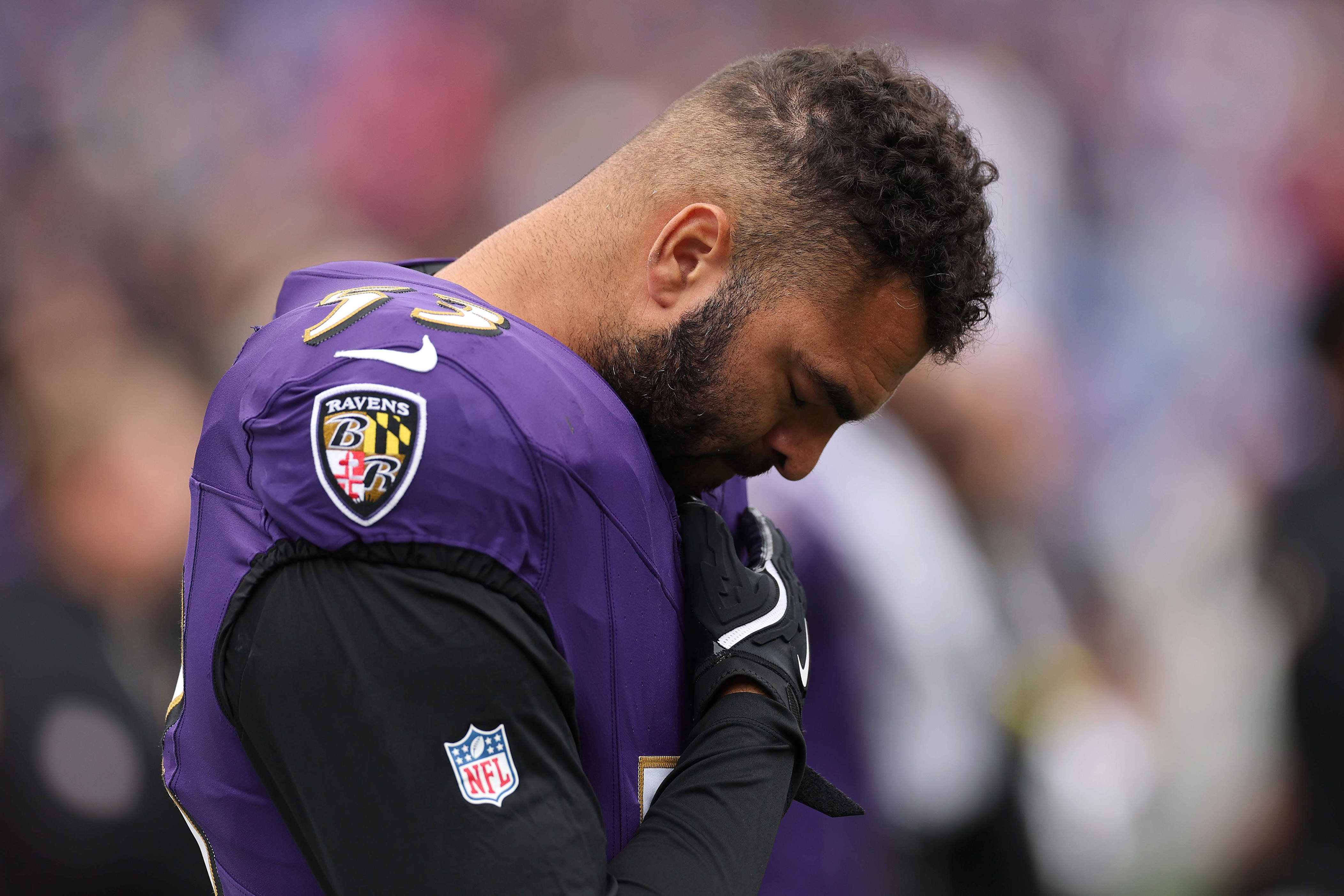 Patriots tied to veteran Super Bowl champion for emergency edge rusher help